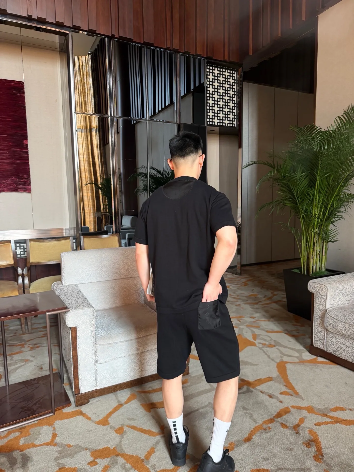 Louis Vuitton/Louis Vuitton presbyopic nylon patch pocket knitted shorts